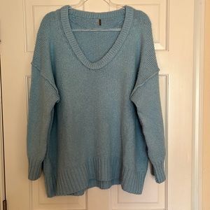 Free People v neck sweater. Size S
